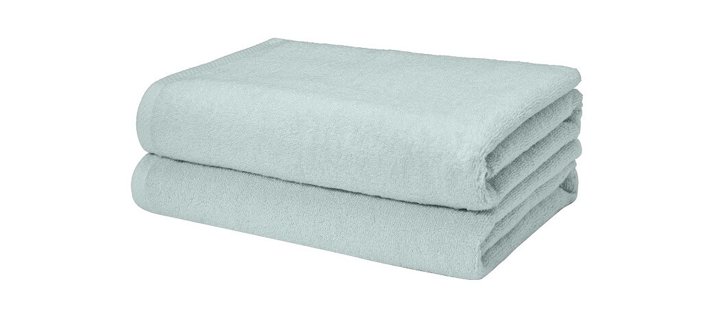 Amazon Basics Quick-Dry Bath Towels